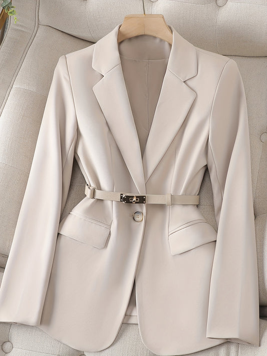 Elegant blazer with belt