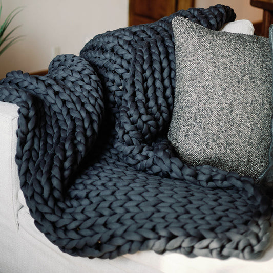 Chunky Knitted Blanket 