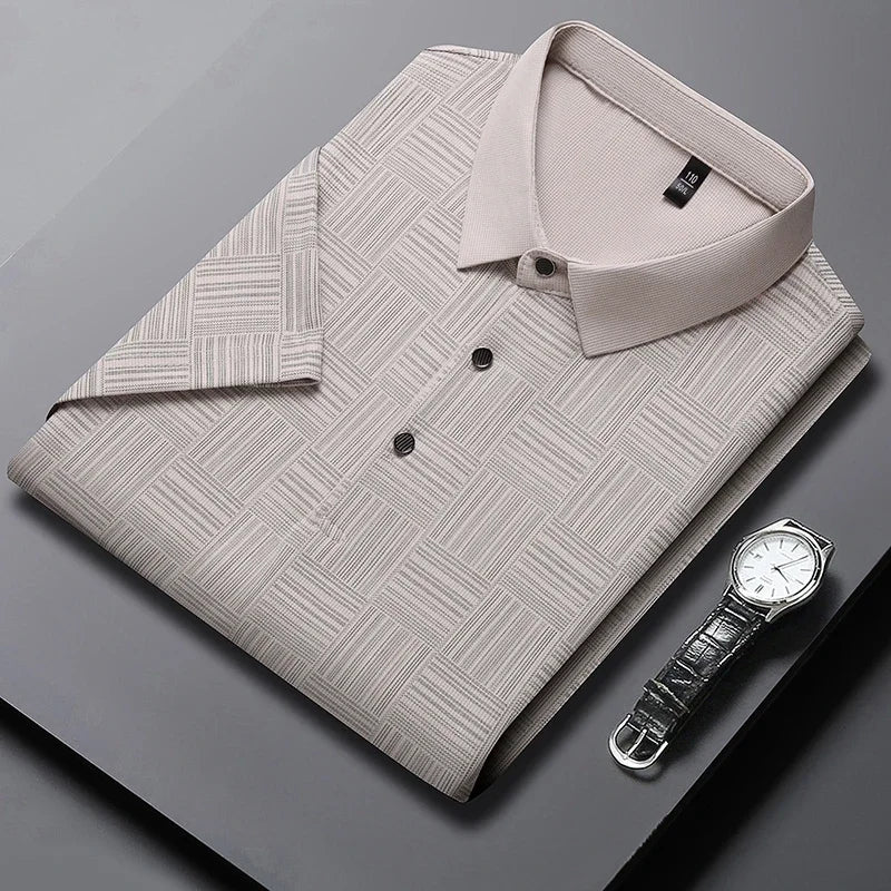 Casual short sleeve polo shirt with pattern